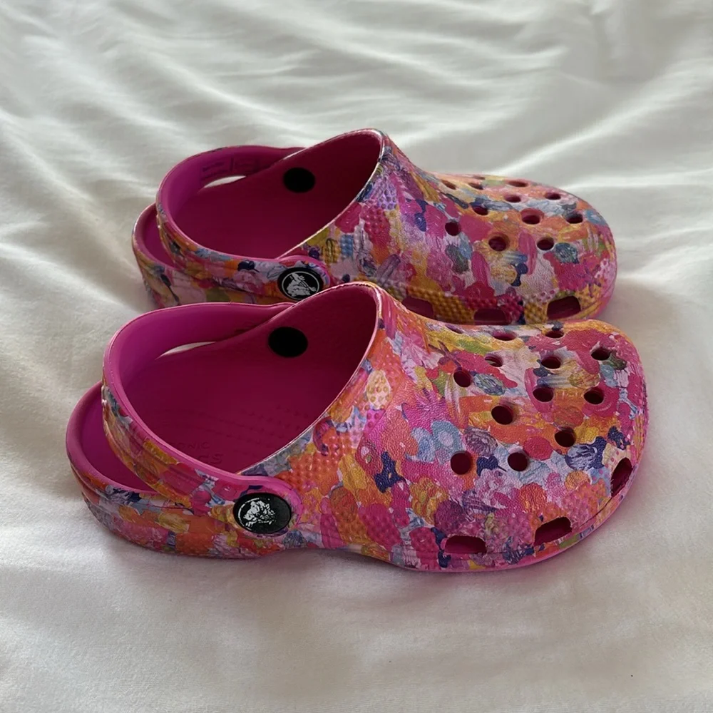 CROCS Kids Multicolor Pink Clogs Size 10 C Unisex - Picture 4 of 11